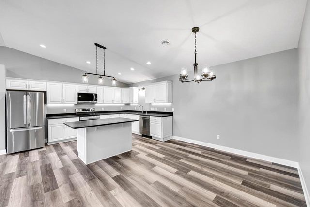 2100 S 21st STREET, Manitowoc, WI 54220