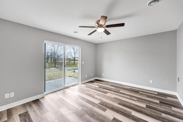 2100 S 21st STREET, Manitowoc, WI 54220