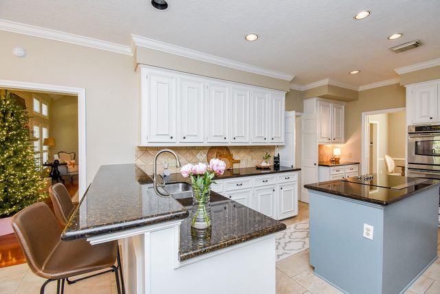 2118 Woodland Drive, Richmond, TX 77406