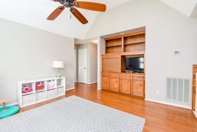 2118 Woodland Drive, Richmond, TX 77406