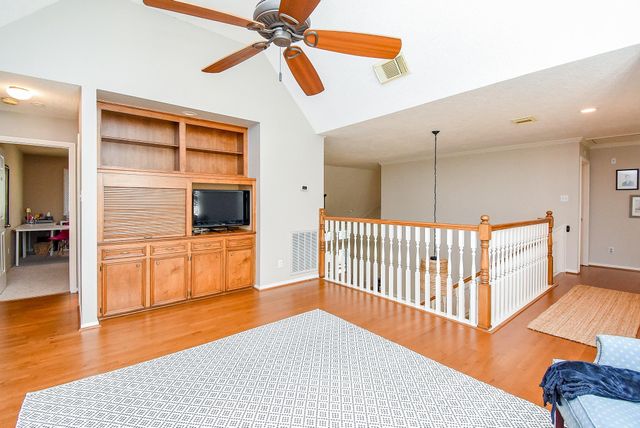 2118 Woodland Drive, Richmond, TX 77406