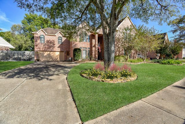 2118 Woodland Drive, Richmond, TX 77406