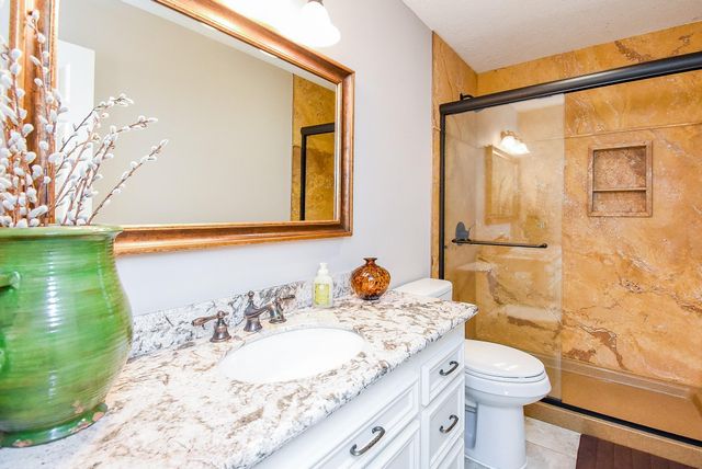 2118 Woodland Drive, Richmond, TX 77406