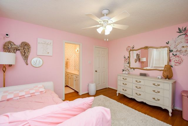 2118 Woodland Drive, Richmond, TX 77406