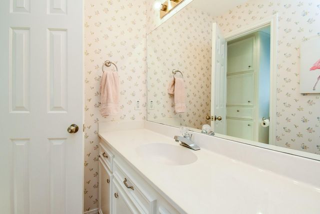 2118 Woodland Drive, Richmond, TX 77406