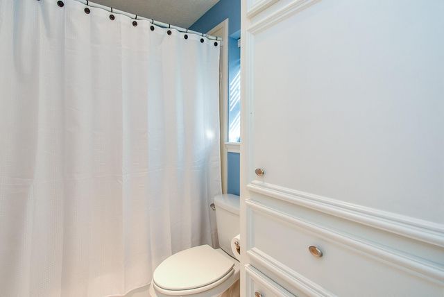 2118 Woodland Drive, Richmond, TX 77406