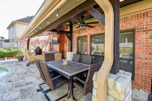 2118 Woodland Drive, Richmond, TX 77406