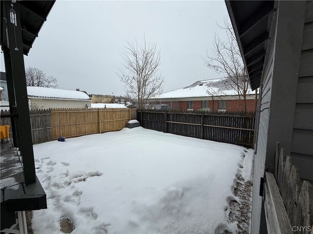 19 Rose Place, Utica, NY 13502