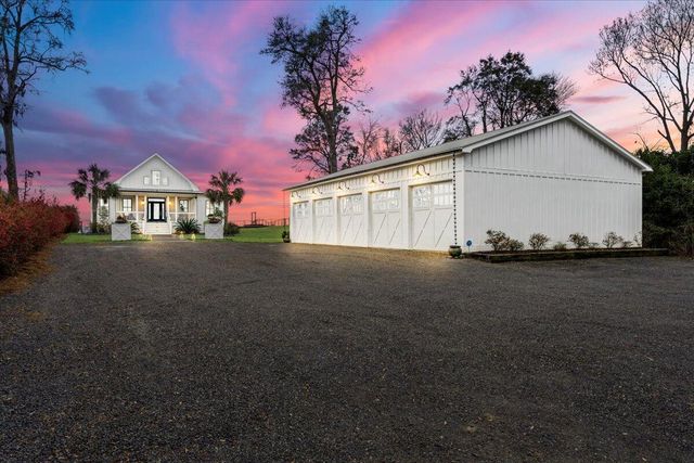 3366 Princess Pond Road, Summerton, SC 29148