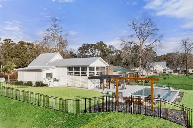 3366 Princess Pond Road, Summerton, SC 29148