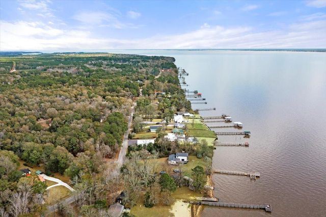 3366 Princess Pond Road, Summerton, SC 29148