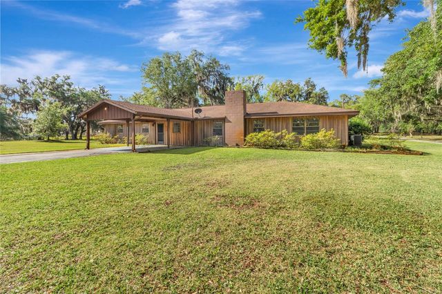 1520 LEGACY WOODS COURT, Groveland, FL 34736