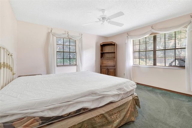 1520 LEGACY WOODS COURT, Groveland, FL 34736