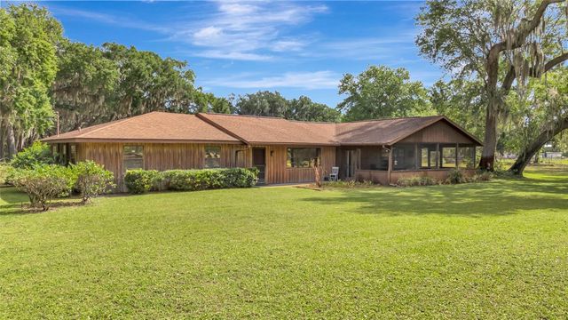 1520 LEGACY WOODS COURT, Groveland, FL 34736