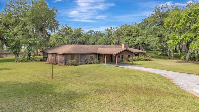 1520 LEGACY WOODS COURT, Groveland, FL 34736