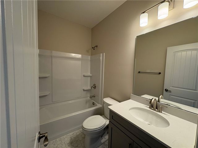 40 Chestnut Street, Springboro, OH 45066