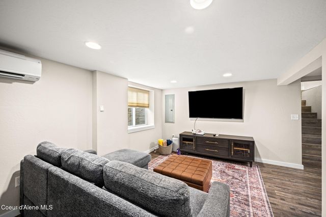 721 N 2nd St, Coeur D'alene, ID 83814