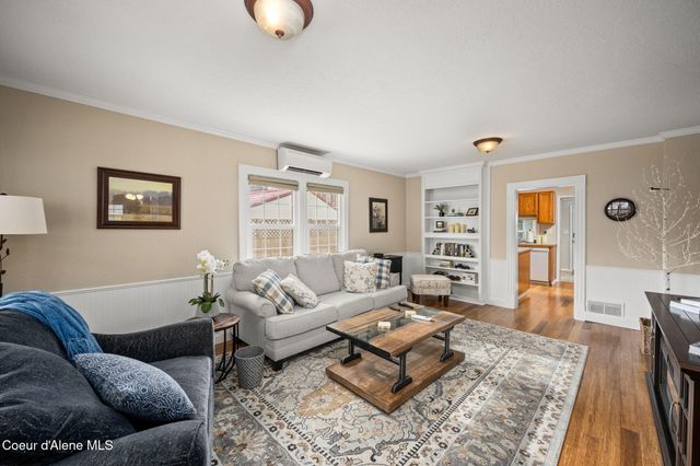 721 N 2nd St, Coeur D'alene, ID 83814