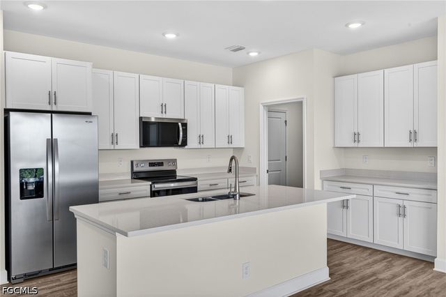 2032 NW 2nd AVE, Cape Coral, FL 33993