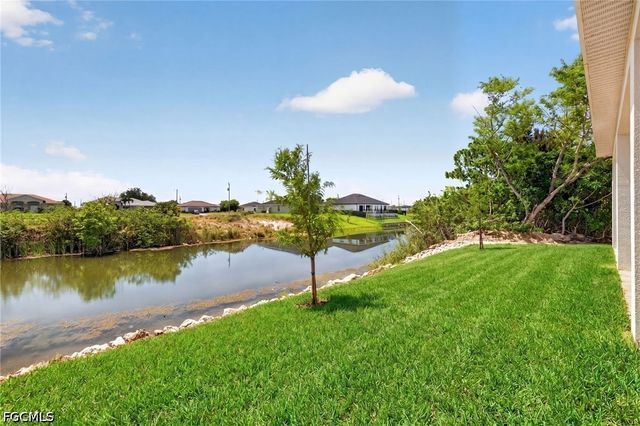 2032 NW 2nd AVE, Cape Coral, FL 33993