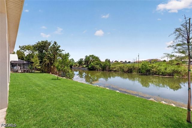2032 NW 2nd AVE, Cape Coral, FL 33993
