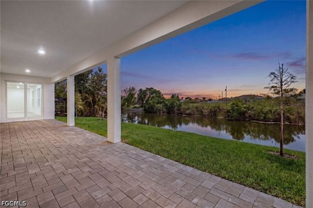 2032 NW 2nd AVE, Cape Coral, FL 33993