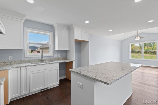 2819 Eunice Circle, Adrian, MI 49221