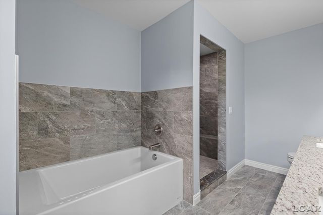 2819 Eunice Circle, Adrian, MI 49221