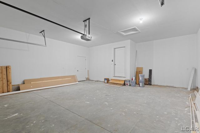 2819 Eunice Circle, Adrian, MI 49221