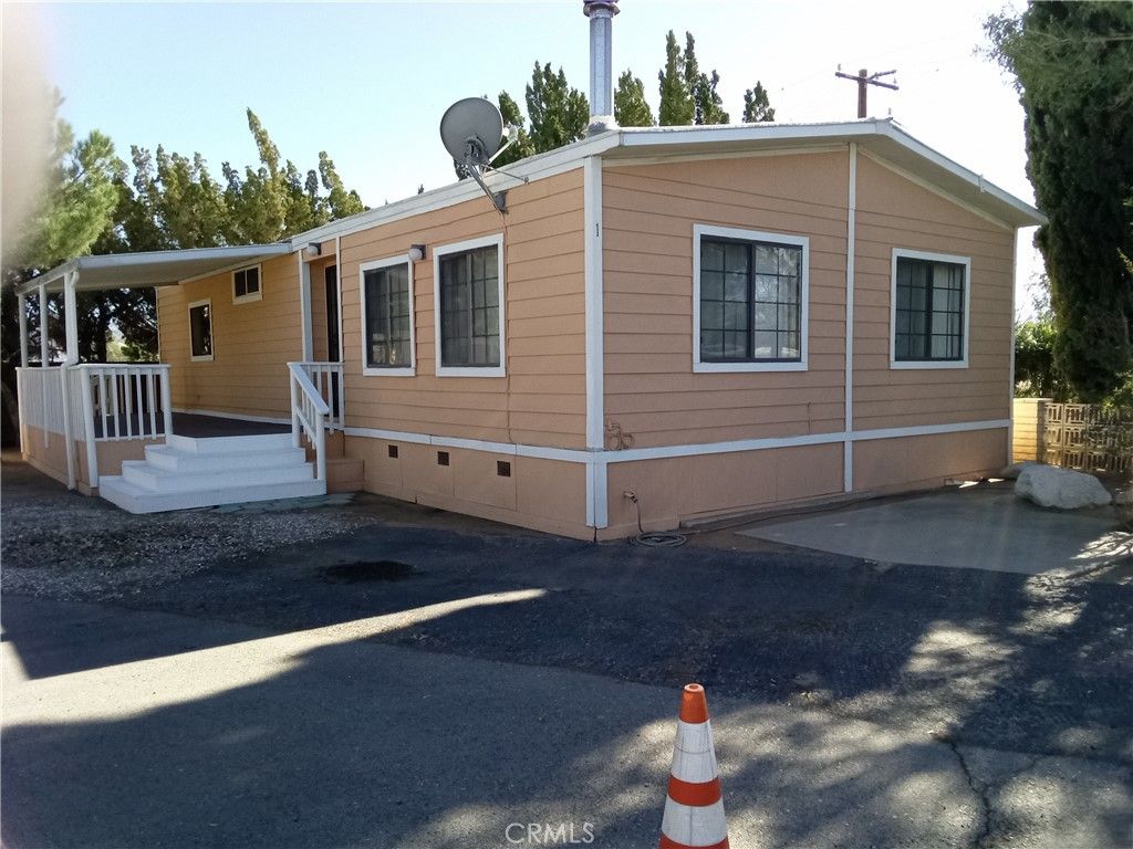 21922 Ottowa Road 1, Apple Valley, CA 92308