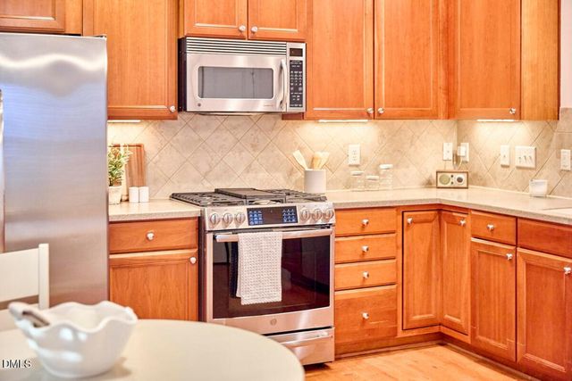 208 Callum Place, Cary, NC 27519