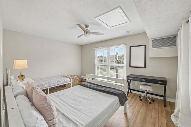 874 Colony B27, Charleston, SC 29407