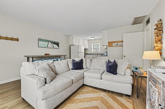 874 Colony B27, Charleston, SC 29407