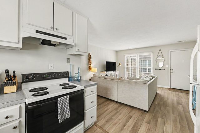 874 Colony B27, Charleston, SC 29407