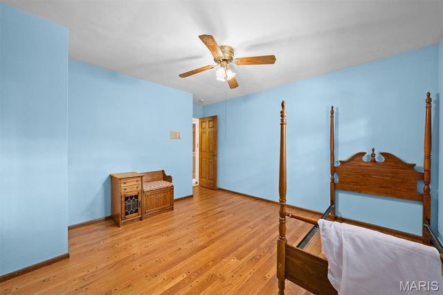 213 Warrensburg Drive, Belleville, IL 62223
