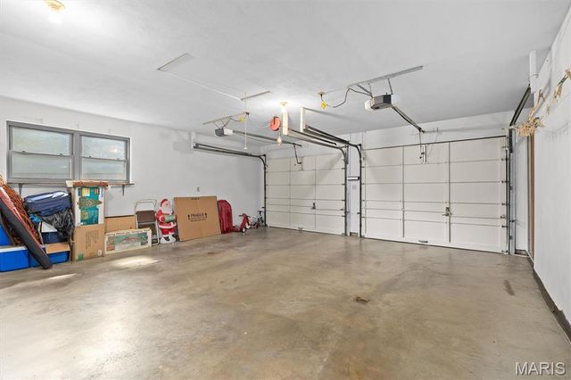 213 Warrensburg Drive, Belleville, IL 62223