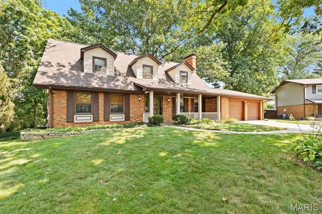 213 Warrensburg Drive, Belleville, IL 62223