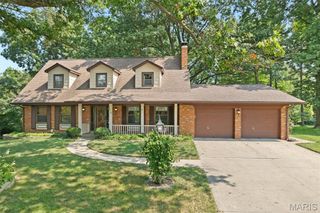 213 Warrensburg Drive, Belleville, IL 62223