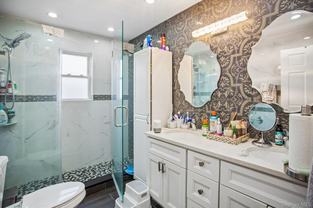 296 Milburn Avenue, Baldwin Harbor, NY 11510