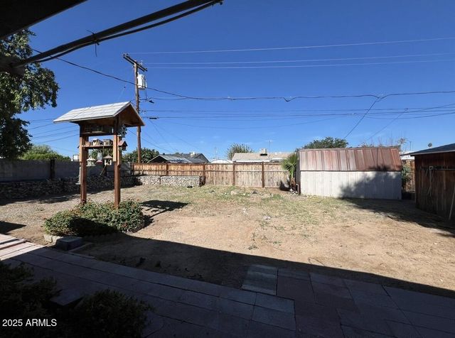 11118 W Missouri Avenue, Youngtown, AZ 85363