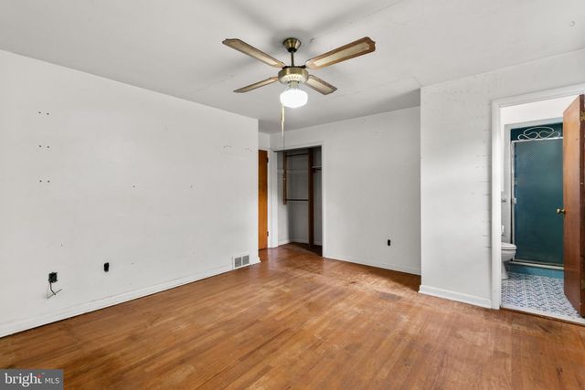 621 BOB WHITE RD, Wayne, PA 19087
