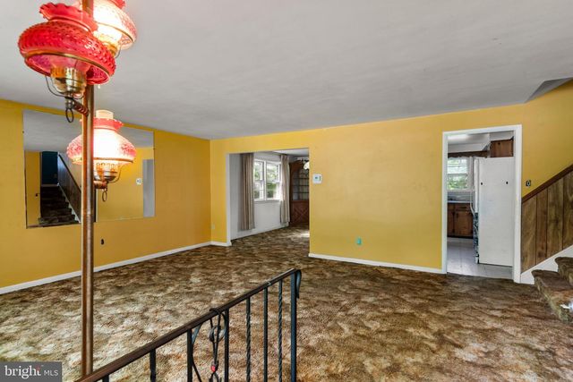 621 BOB WHITE RD, Wayne, PA 19087