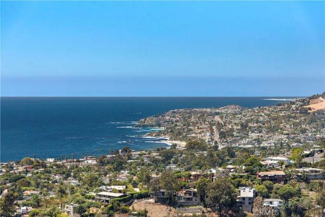 940 Summit Drive, Laguna Beach, CA 92651