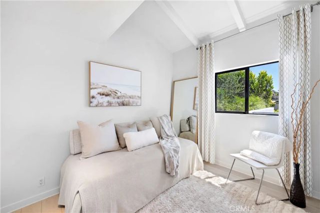 940 Summit Drive, Laguna Beach, CA 92651