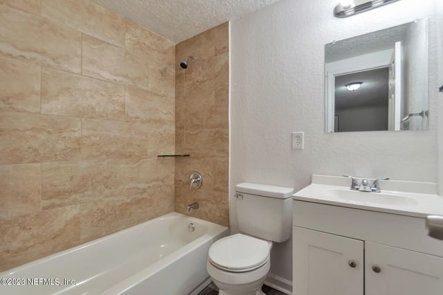 7150 NATAL Avenue, Jacksonville, FL 32254