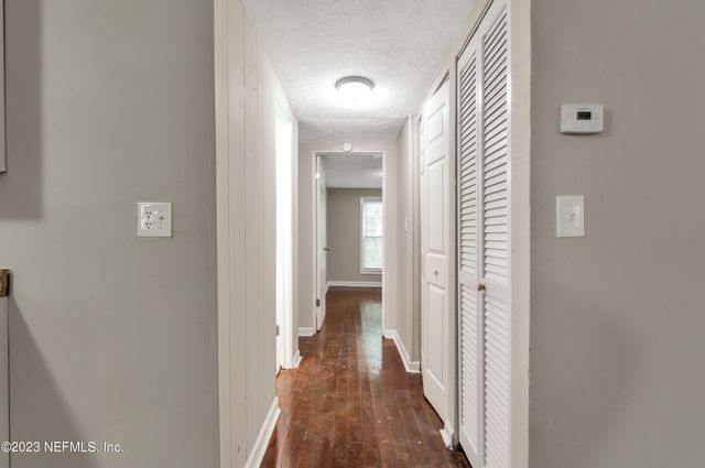 7150 NATAL Avenue, Jacksonville, FL 32254