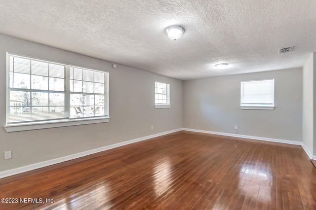 7150 NATAL Avenue, Jacksonville, FL 32254