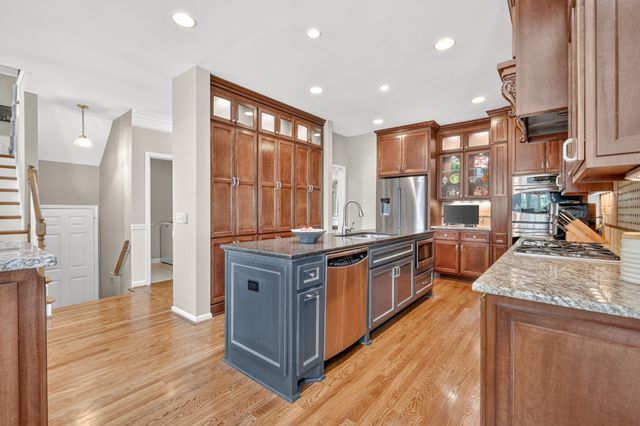 6040 Manor Pl, Brentwood, TN 37027