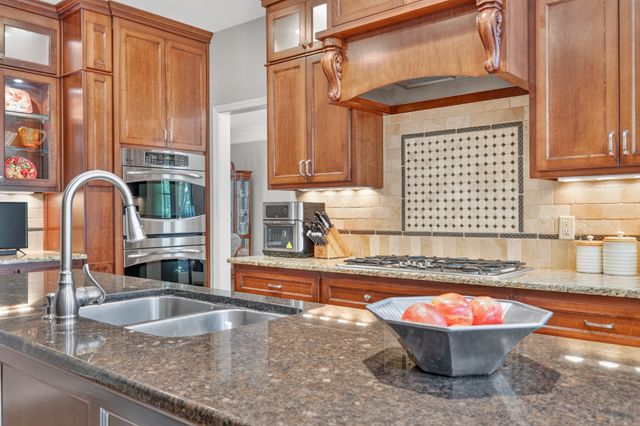 6040 Manor Pl, Brentwood, TN 37027