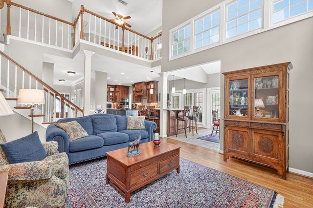6040 Manor Pl, Brentwood, TN 37027